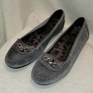 VIONIC Mesa Sz 6 Mocassin Loafer Gray‎ Suede Flat Silver Chain Orthaheel Comfort